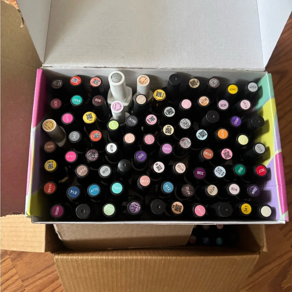 Gel nail polish